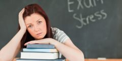 علاج قلق الامتحانات لدى الطلبة